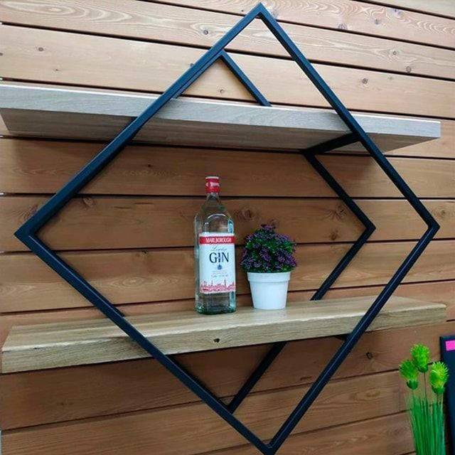 Полка из массива дуба