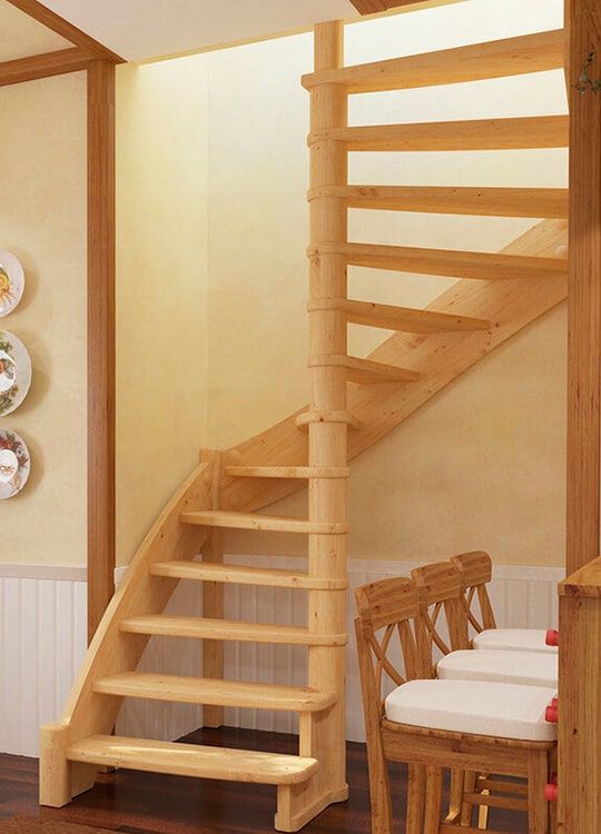 Деревянная винтовая лестница