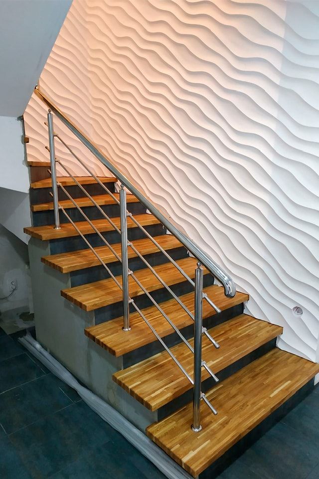 Ступеньки из дуба для лестницы на второй этаж