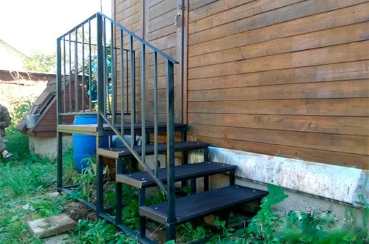 Лестница уличная для крыльца