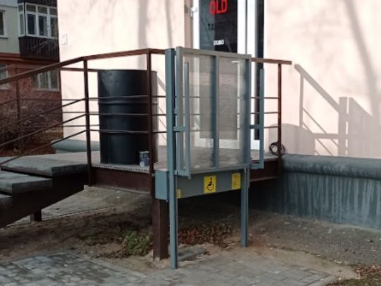 Платформа вертикального перемещения ПТУ-001 для инвалидов колясочников 
