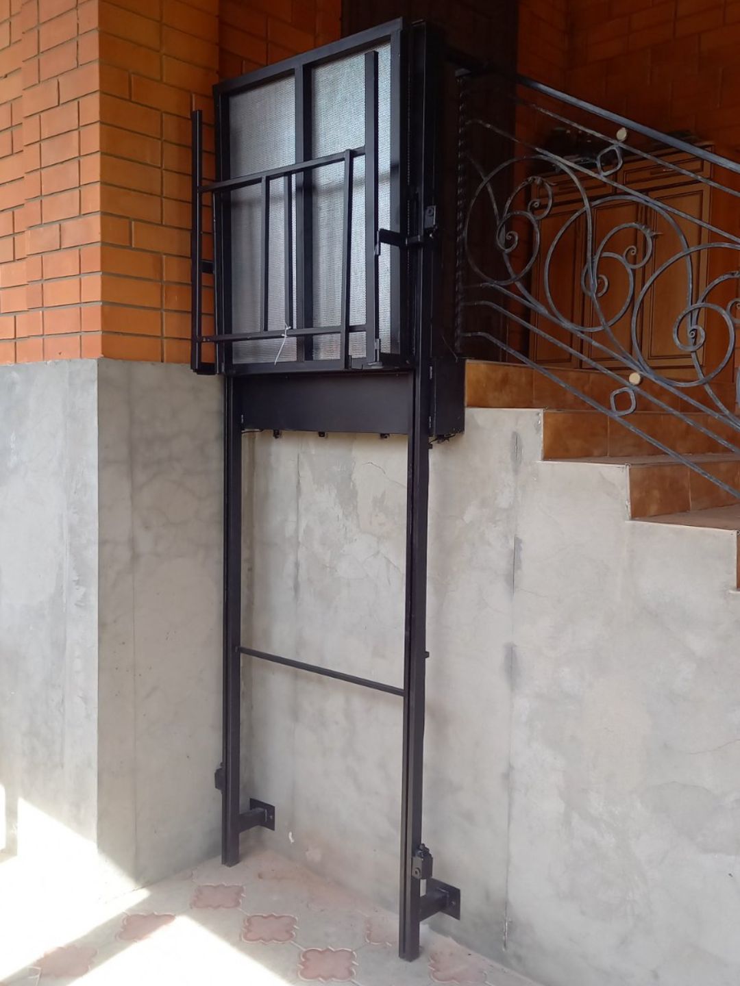 Платформа подъемная для инвалидов