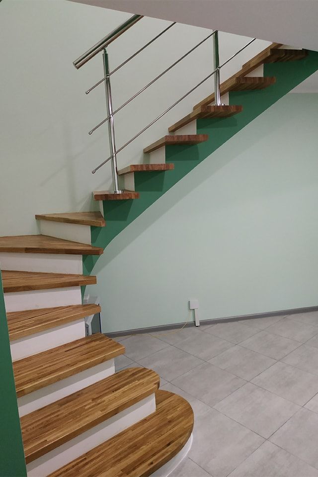 Ступени деревянные и ДПК для лестницы купить в Гродно
