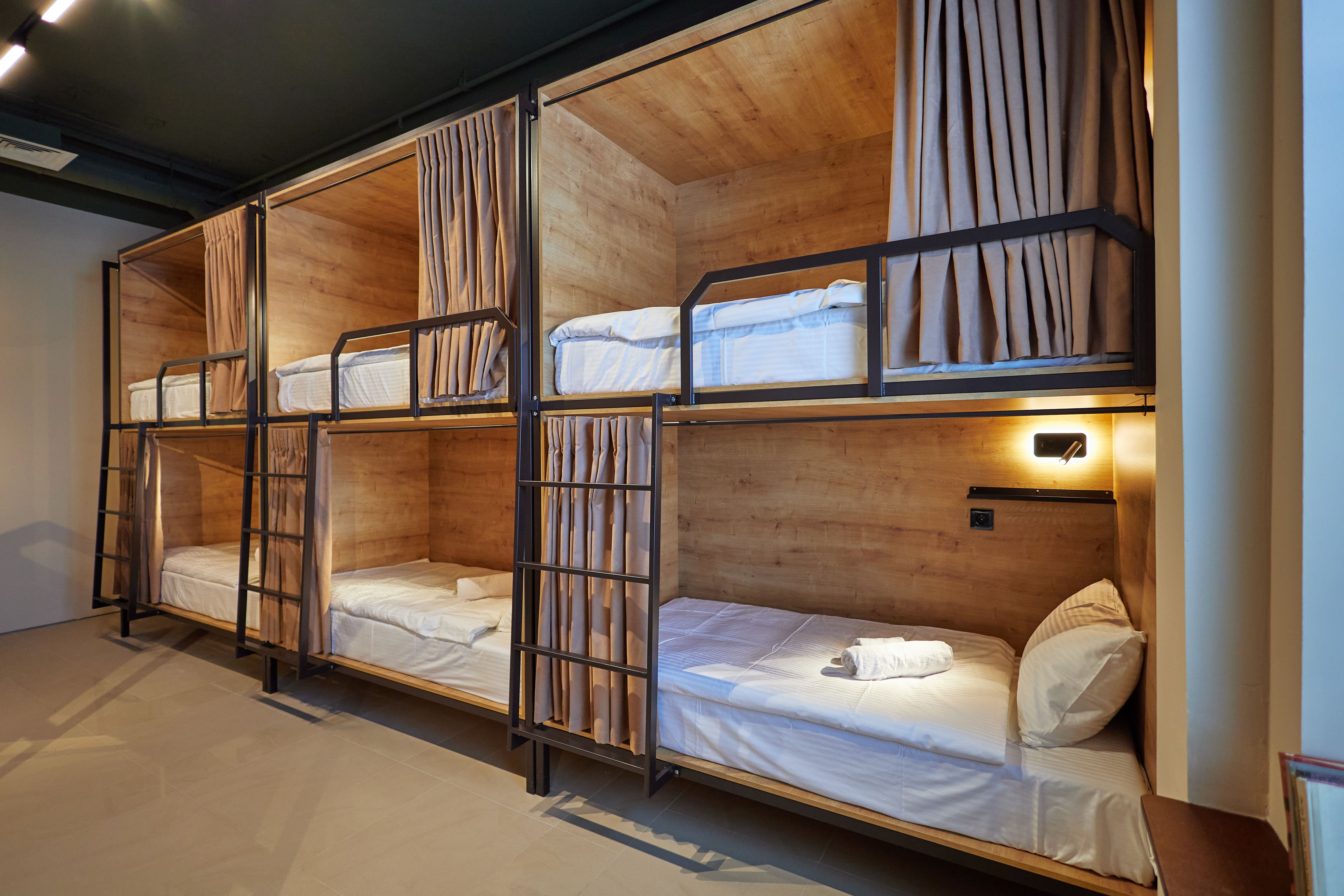 Шестиместный Женский/ Смешанный