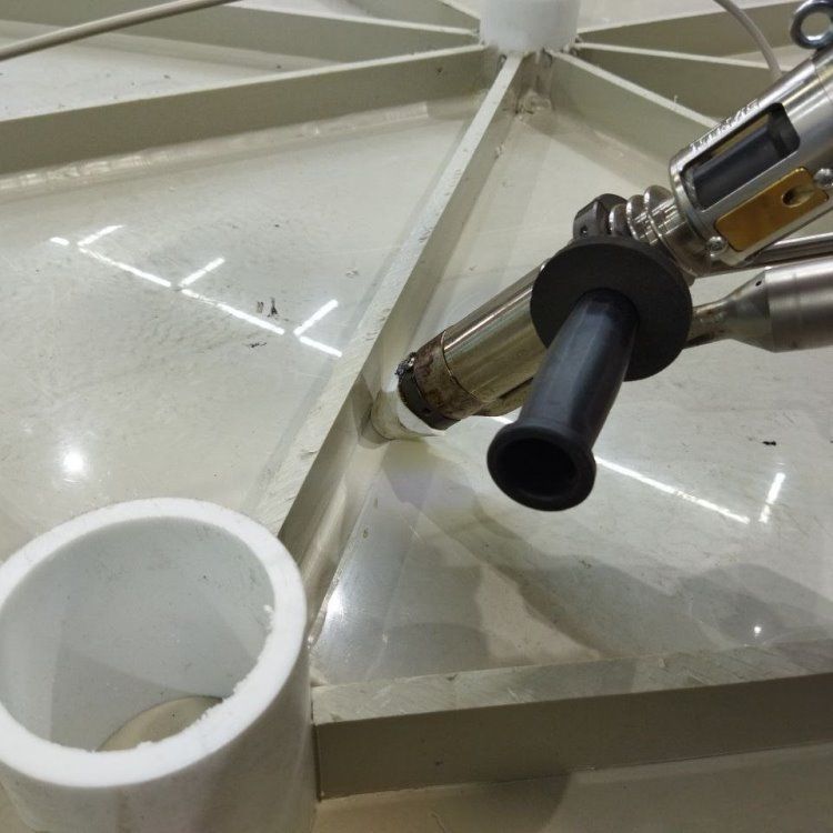 сварка дна емкости