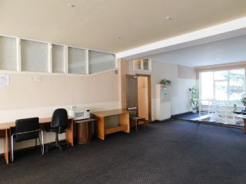 Административное помещение №6,
<br>272.5 м²